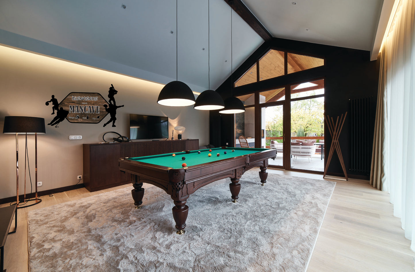 Mancave stylé avec autocollant personnalisé